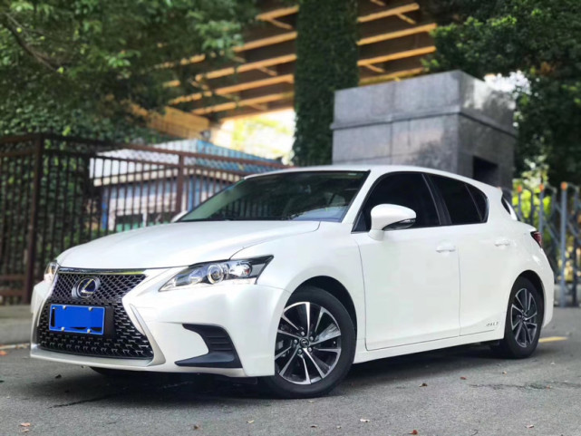雷克萨斯ct200h精英型