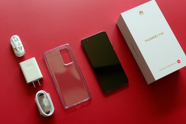 爆款5g手机华为p40开箱:仅175克重量,小巧但依然彪悍