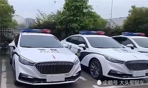 这才叫中国"警车",换装后威风凛凛,再见了丰田,大众_腾讯新闻