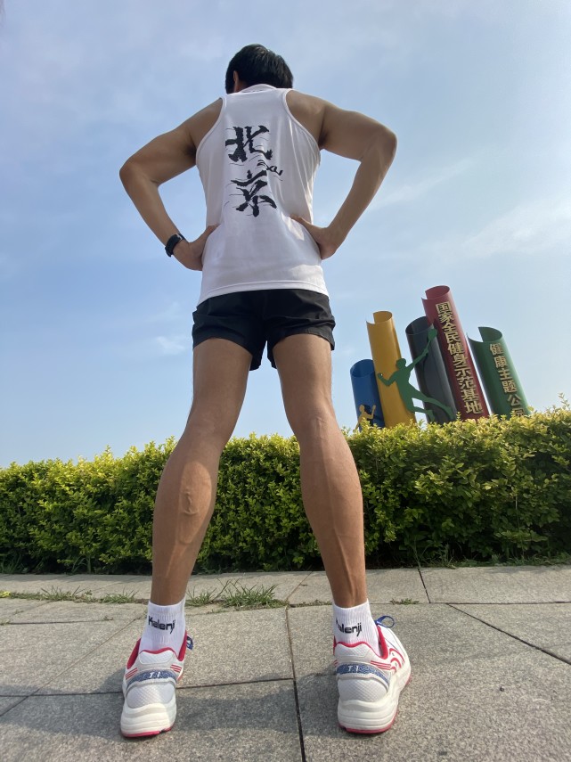 夏天中午出去跑步的人 究竟是怎么想的?