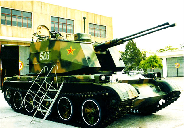 第一代国产现代化自行高射炮pgz88式使用老式双37舰炮打造