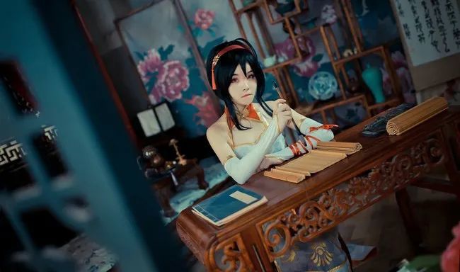 cos正片洛天依金丝雀旗袍乐正绫凤凰式旗袍