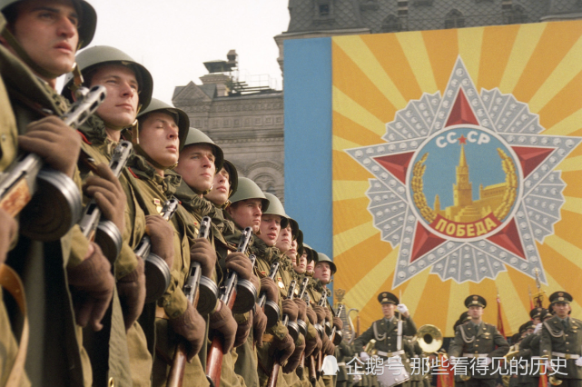 苏联老照片1985年胜利日阅兵苏联的最后一次重大阅兵