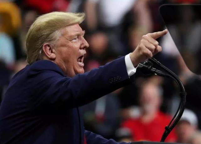 唐纳德·特朗普|特朗普赦免老友激怒佩洛西：这是无耻不法行为，必须限制他赦免权