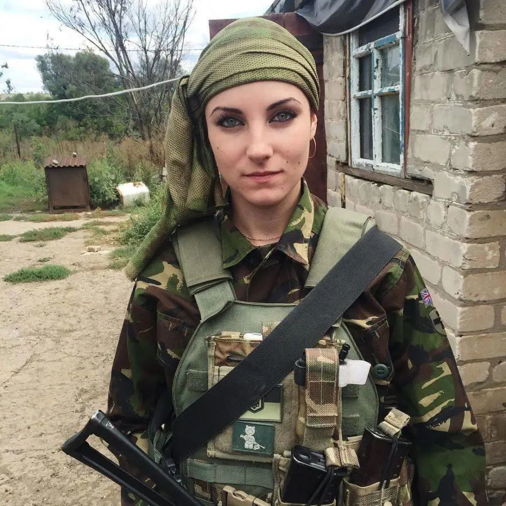 这群凶狠美艳的女杀手,总统富豪们想干掉她们,又爱上她们…_腾讯新闻