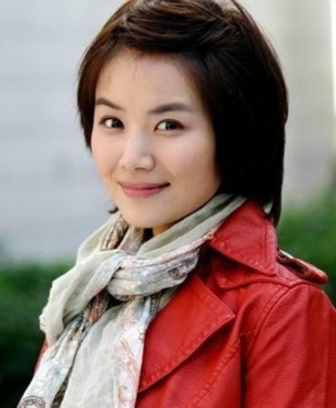 曾和赵薇争夺视后的常远,因状告剧组无戏可拍,46岁行踪成谜_腾讯新闻