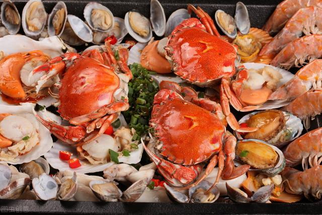 得了癌症不能吃鱼虾蟹吃发物会加重病情医生给出了专业回复