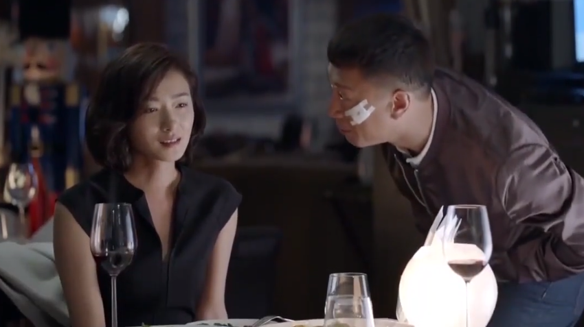 艳压29位女星就连胡歌孙红雷都忍不住夸万茜有何过人之处