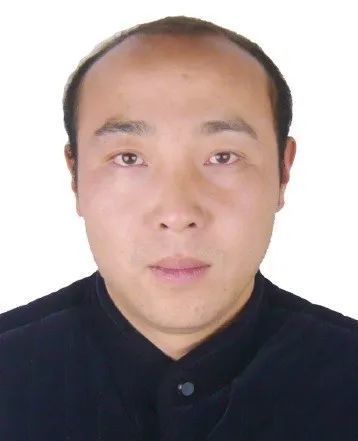 被执行人姓名:杨正兵     性别:男身份证号: 6123281987****0915住址