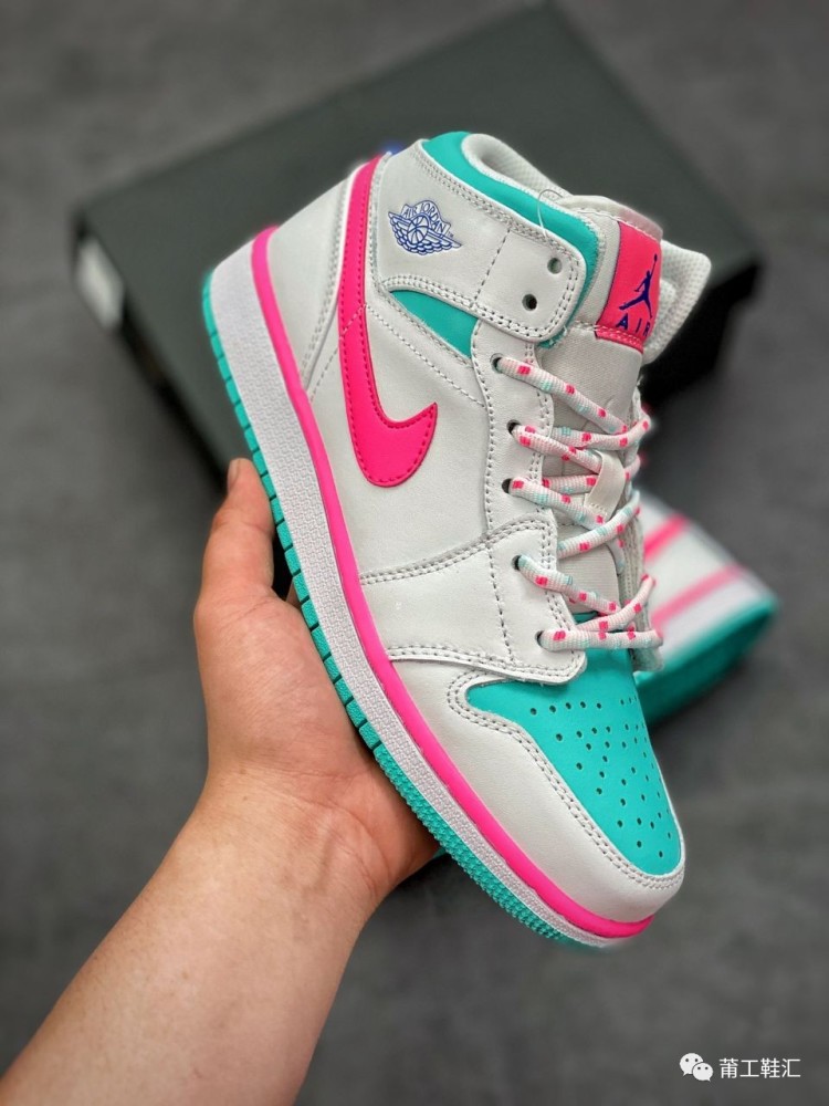 男士勿进小姐姐夏日必备女神鞋款aj1mid南海岸配色开箱