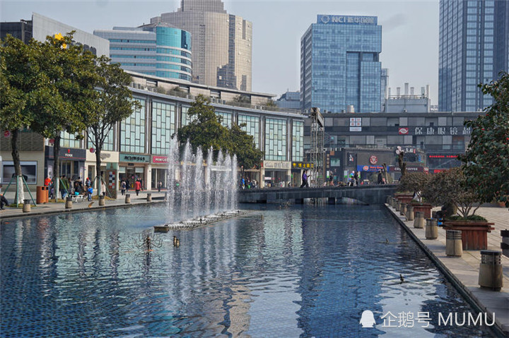 宁波有多繁华?这里有国内最大的一站式购物广场,吃喝玩乐全都有