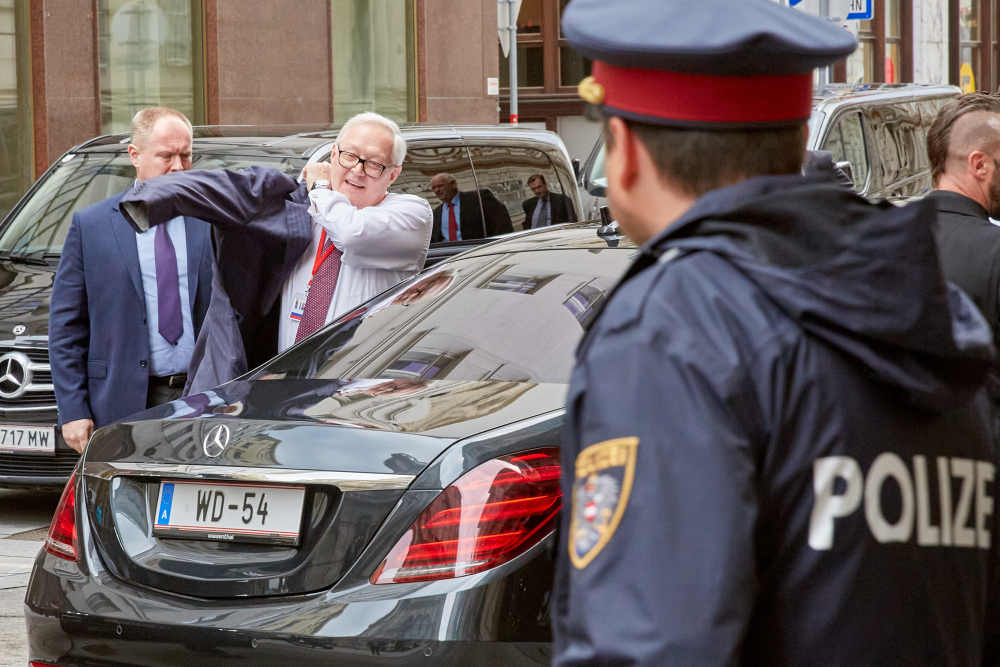 大国关系|疫情下的大国关系 俄美：彼此示好，僵局难变