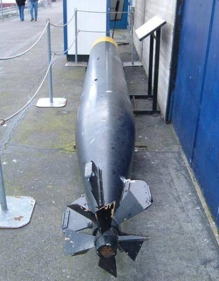 美国军工史上最大笑话哑弹率高达70的鱼雷优点是保证不炸