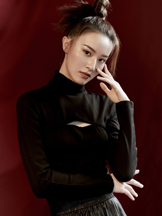 巴啦啦小魔仙的方珍妮95后中戏小花秋蝉中饰演薛萍