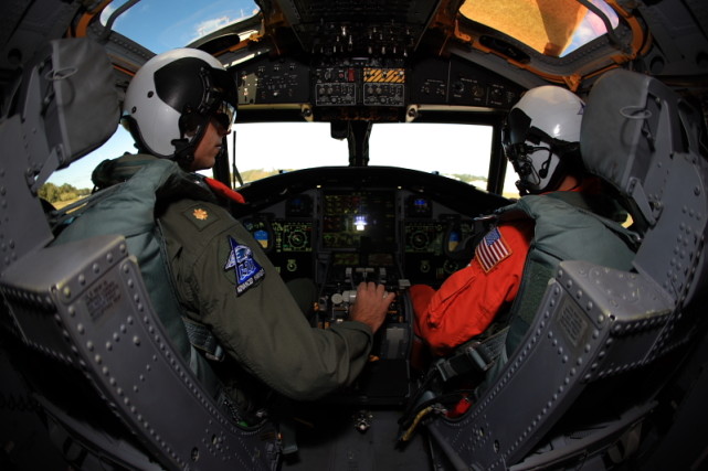 "拓展舰队之眼"——e-2预警机的现况与未来发展