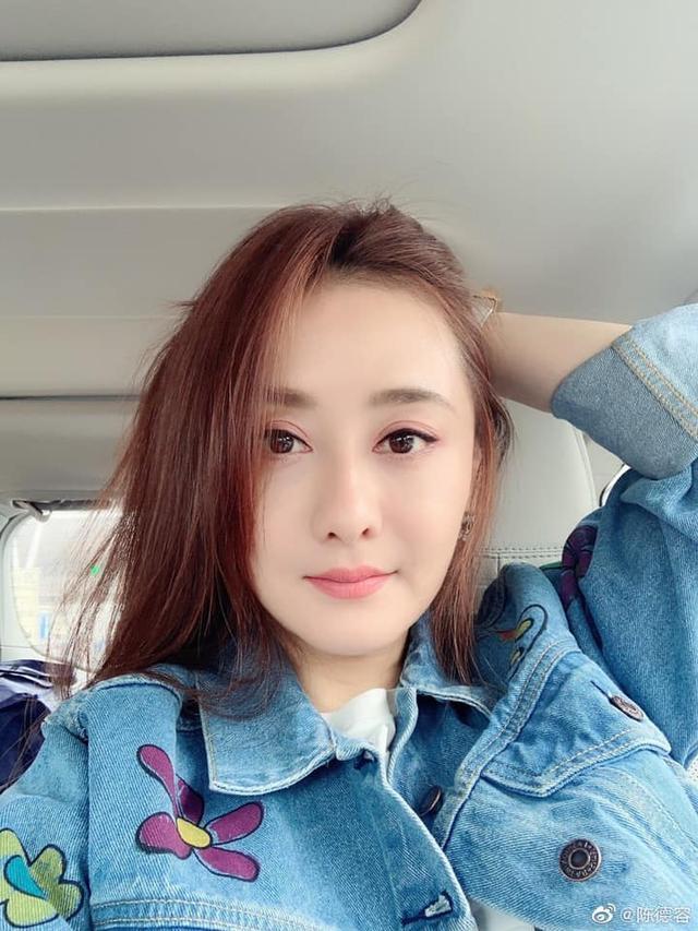 陈德容近况结束八年婚姻46岁仍仙气飘飘