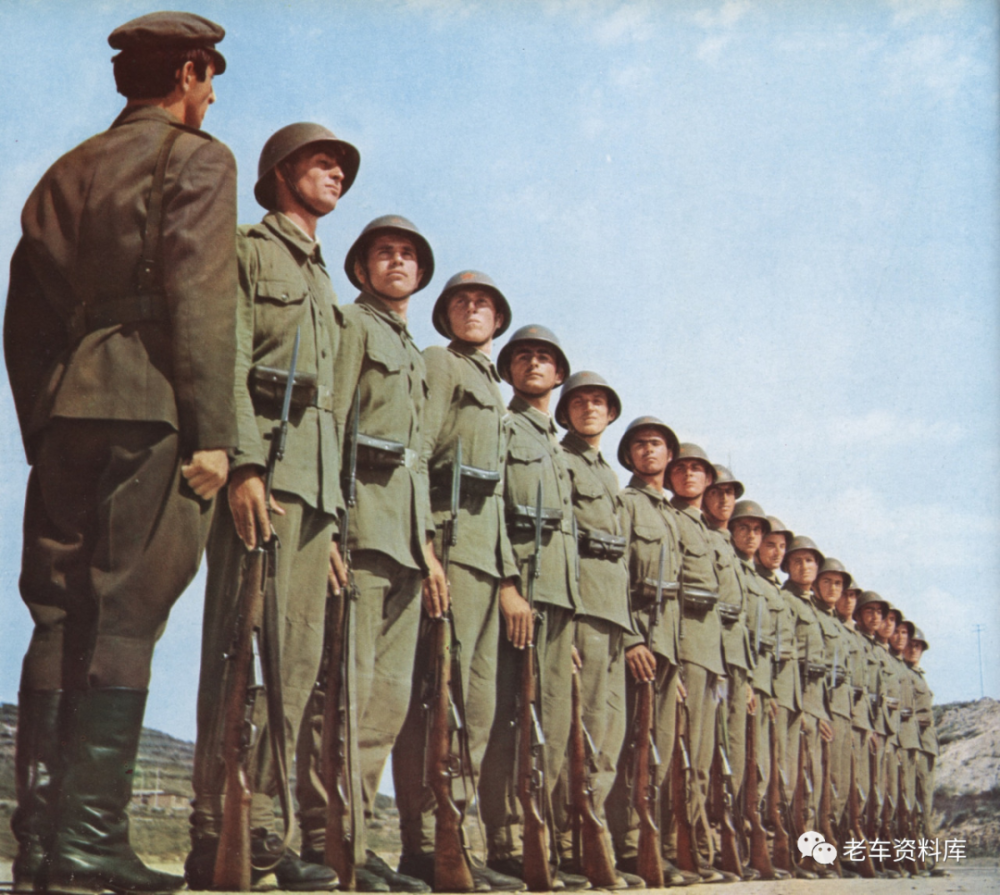 老照片 上世纪70年代阿尔巴尼亚人民军_腾讯新闻