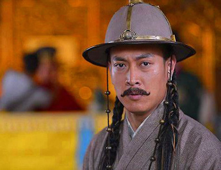 元仁宗驾崩后,儿子硕德八剌(元明宗),堂弟也孙铁木耳(泰定帝)相继登基