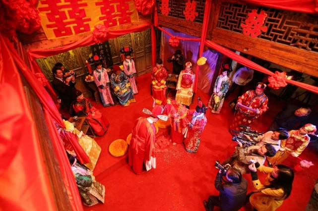 谜语皮家同木家结亲丁家姑父做媒人千记棒槌不离身