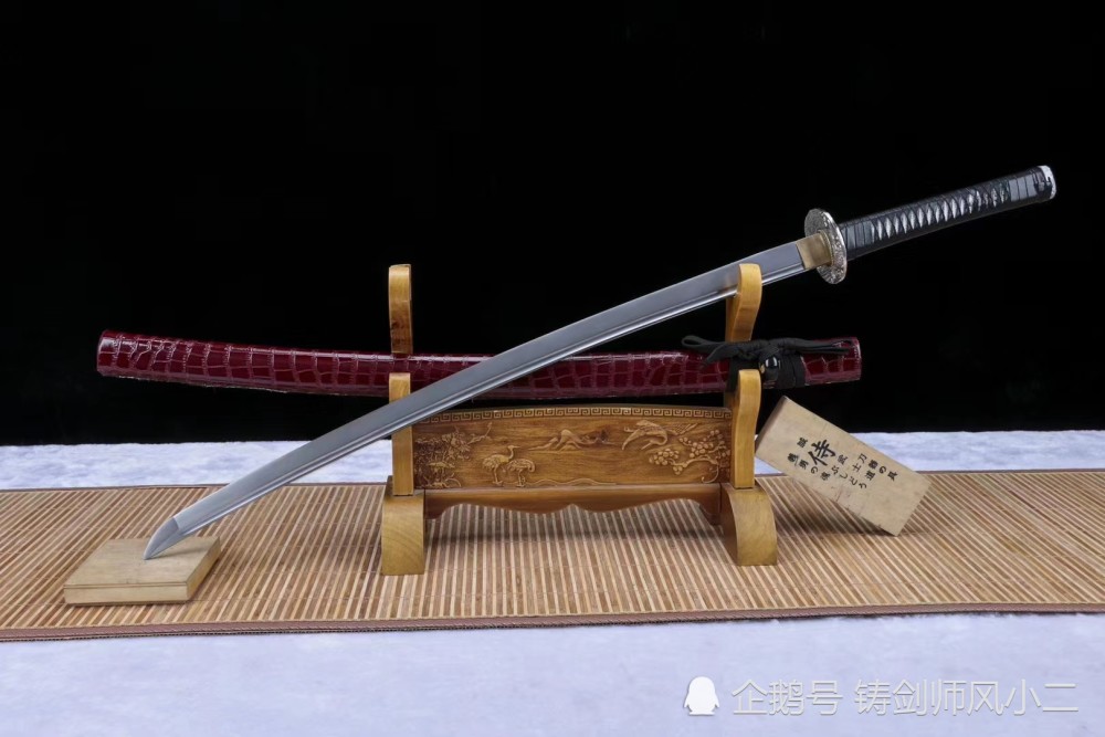 410高硬度武士刀《霹雳武士刀武士刀自古以来都是以武器而存在【刃材