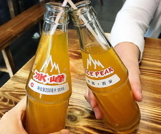 5种国产老牌汽水,都是童年回忆,作为80后,你喝过几种呢?_腾讯新闻