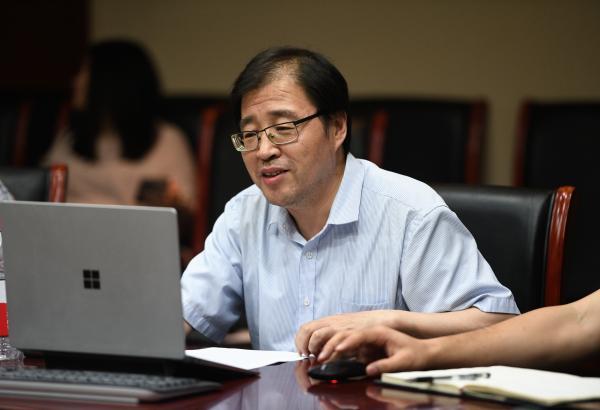 复旦中文系主任朱刚:注定被历史所记忆的毕业典礼