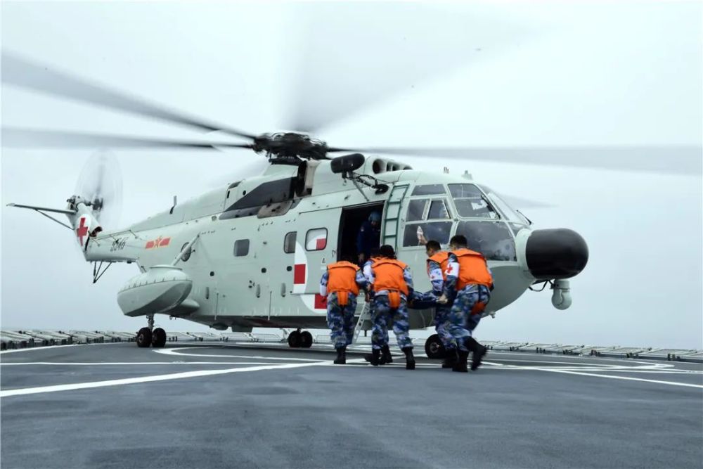 直击硬核现场这场海上救援演练比大片精彩