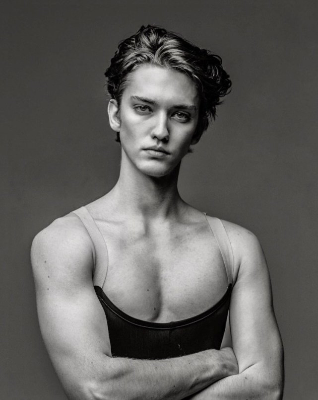 芭蕾美少年朱利安麦凯成旧金山芭蕾舞团首席曾教林志玲跳舞