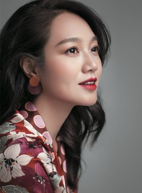 周一围对孩子不闻不问,全程都是妻子在陪着孩子,即使朱丹再要忙工作