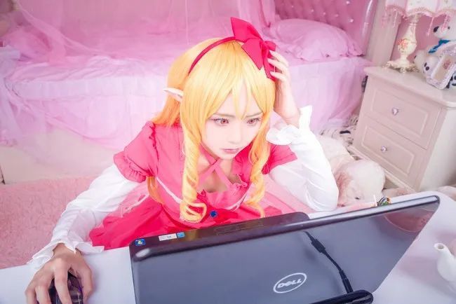 麦罗芒阿老师 山田妖精cos 网友:想要看弹钢琴的样子