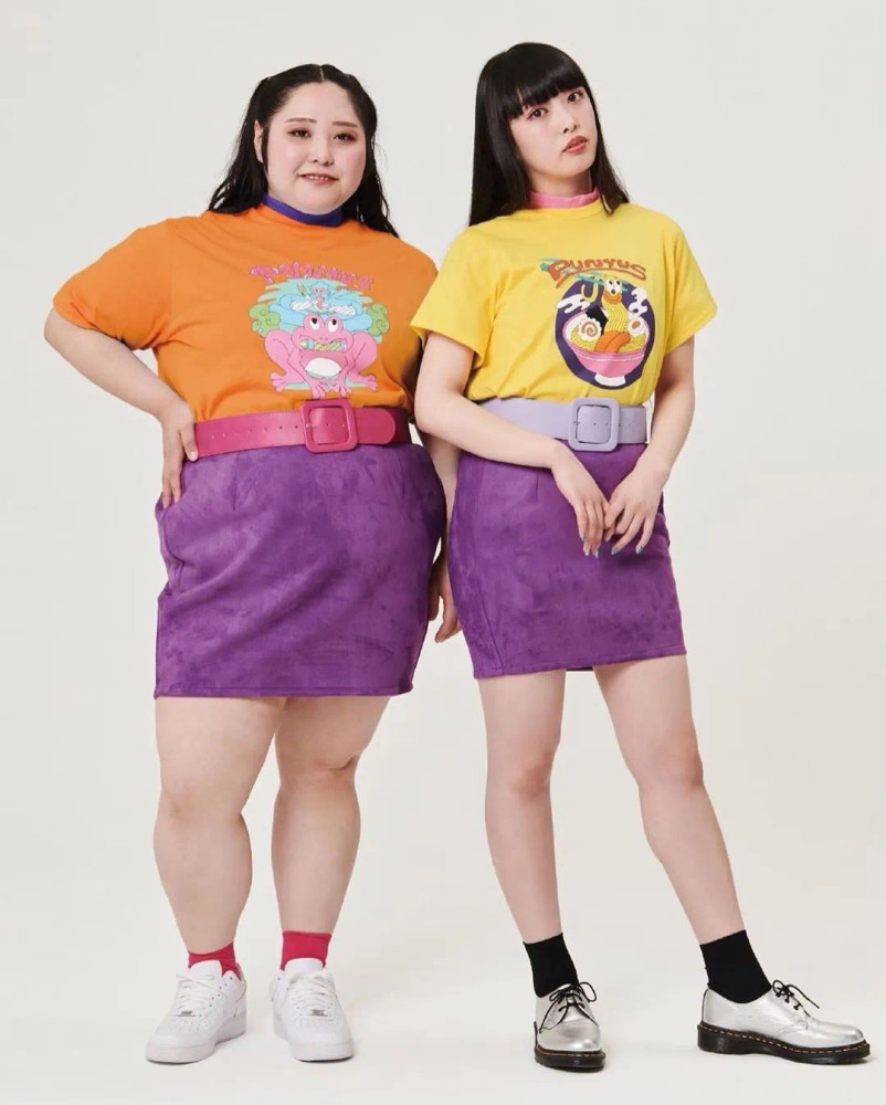 当然,买衣服就难免会遇到撞衫时刻.即使遇到瘦子,气势也千万不能输.