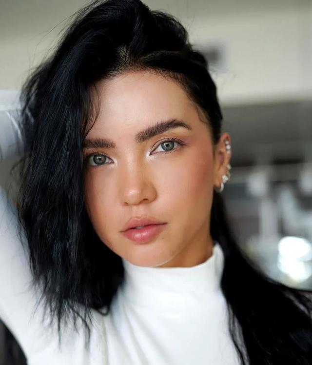 年度最美委内瑞拉健美公主ariana james_腾讯新闻