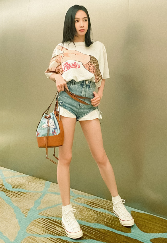 有种"时尚"叫宋茜的短裤,看清她的穿着方式后,一般人欣赏不来