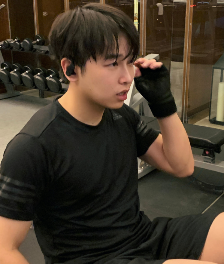 彭昱畅健身照被疯传看清他素颜的真实状态后瞬间心动了