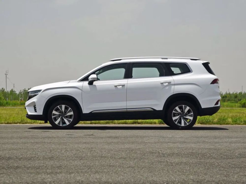 火了,吉利大空间7座suv豪越顶配不到14万!网友直呼真香