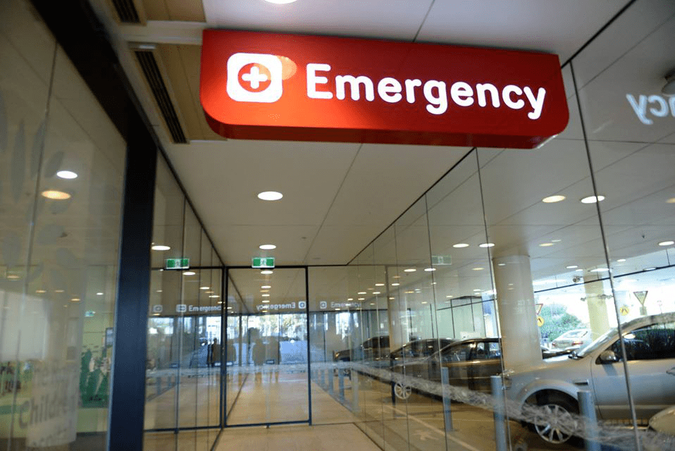 带孩子去接受检测,但是因为需要上班所以没有办法早上就带去医院的话