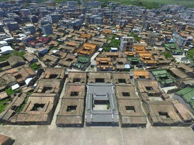 《破冰行动》中的塔寨村,远没有现实中可怕,你了解过吗?