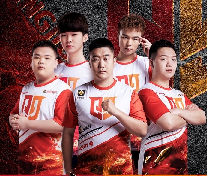 情久首发阵容:林肯,1998,wolf,雅哲,硬汉