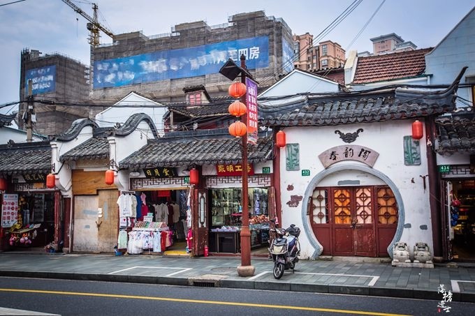 上海最具特色的百年老街,是民间365行的聚集地,充满了民俗风情_腾讯新