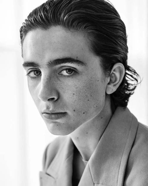 甜茶开启姐弟恋还是艾莎冈萨雷斯捡漏刚失恋的他甜茶新恋情让人看不懂