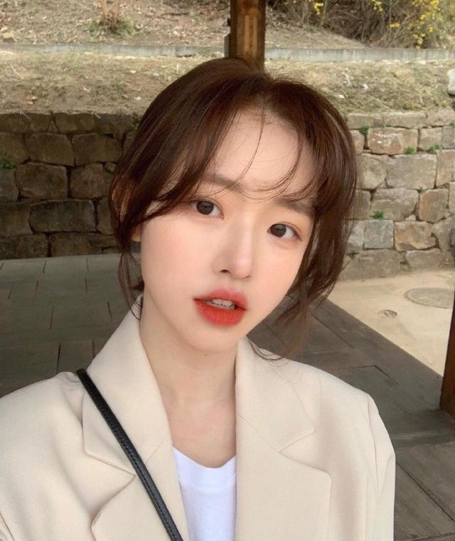 "清纯脸"其实是最有心机的?这5个特征,让直男毫无防备的中招