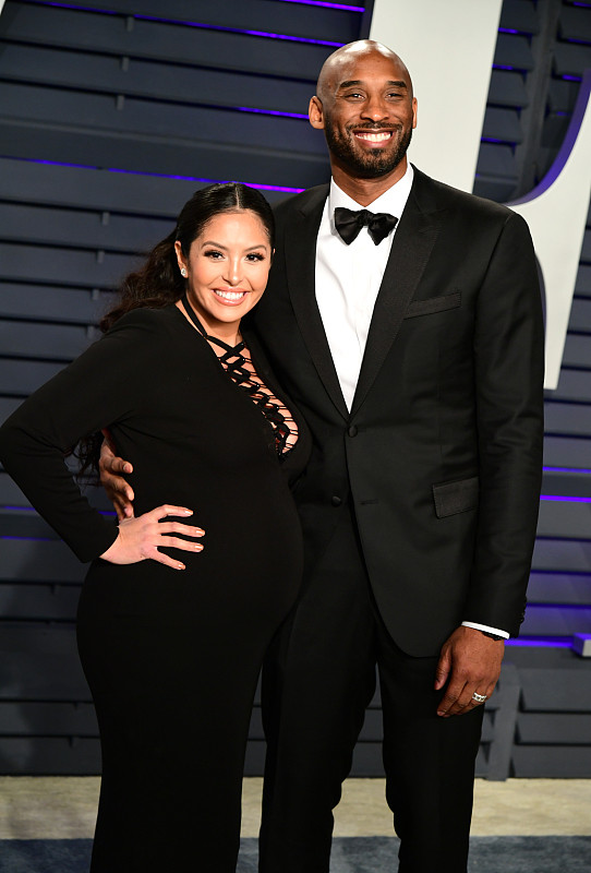 瓦妮莎更新动态感谢加索尔,作为科比兄弟,他为瓦妮莎做了什么?