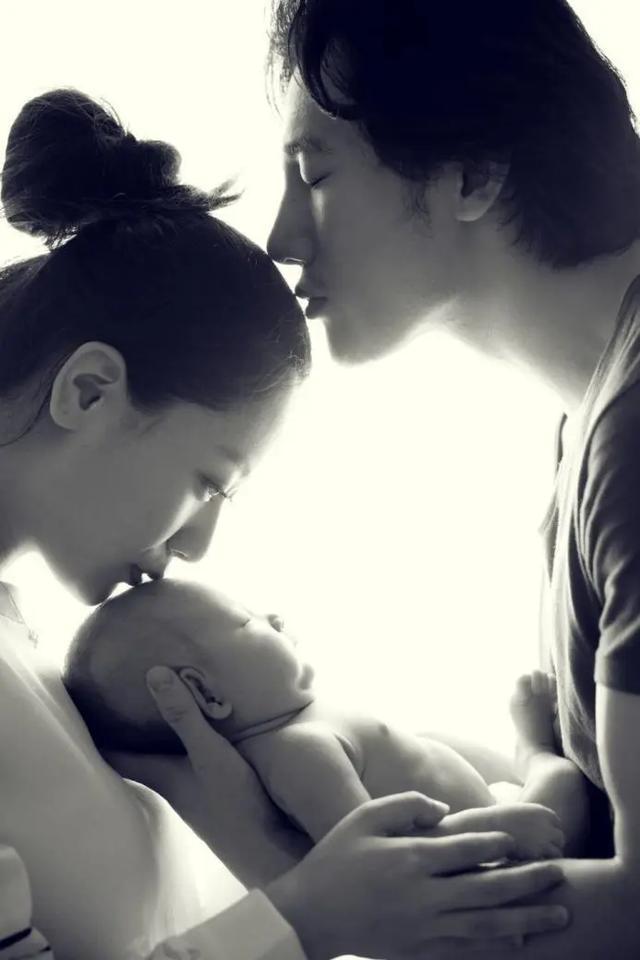 "姐姐"白冰被《后来》唱哭,离婚另有隐情?