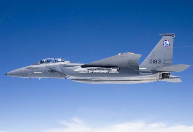 生不逢时隐身战机,波音伪五代战机末世之作,隐身版f-15se沉默鹰