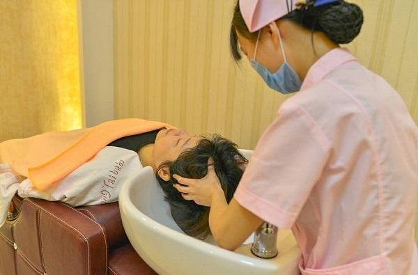 女人产后坐月子,这四个细节要上心,不然几十天月子可能就白坐了_腾讯