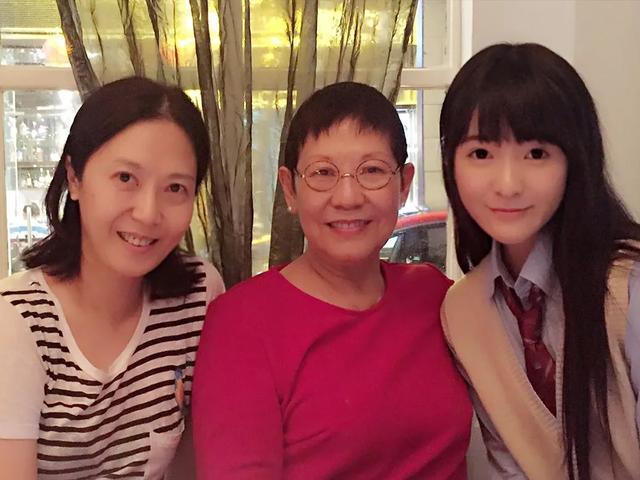 大度的凌宝儿:惨遭丈夫抛弃,却支持儿子周星驰为父亲买房请保姆