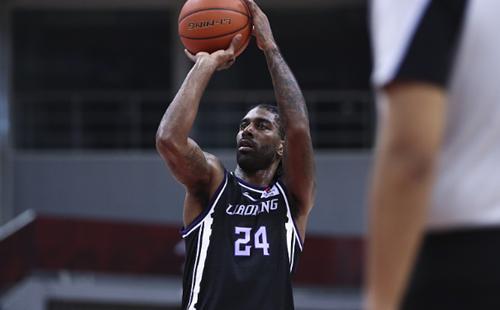 17中11独取28分!7慢镜3细节印证,梅奥比史蒂芬森更适合辽宁