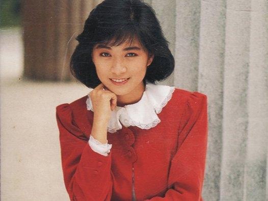 此后的裘海正发行了多部唱片,都取得了非常好的成绩.