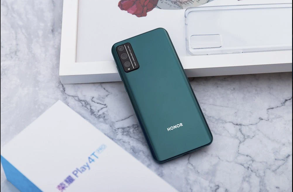 荣耀play4tpro搭载4800万麒麟810轻度用户之选