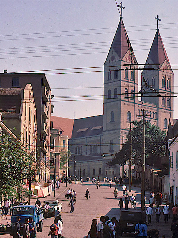 历史老照片1983年山东青岛老城区时代的记忆